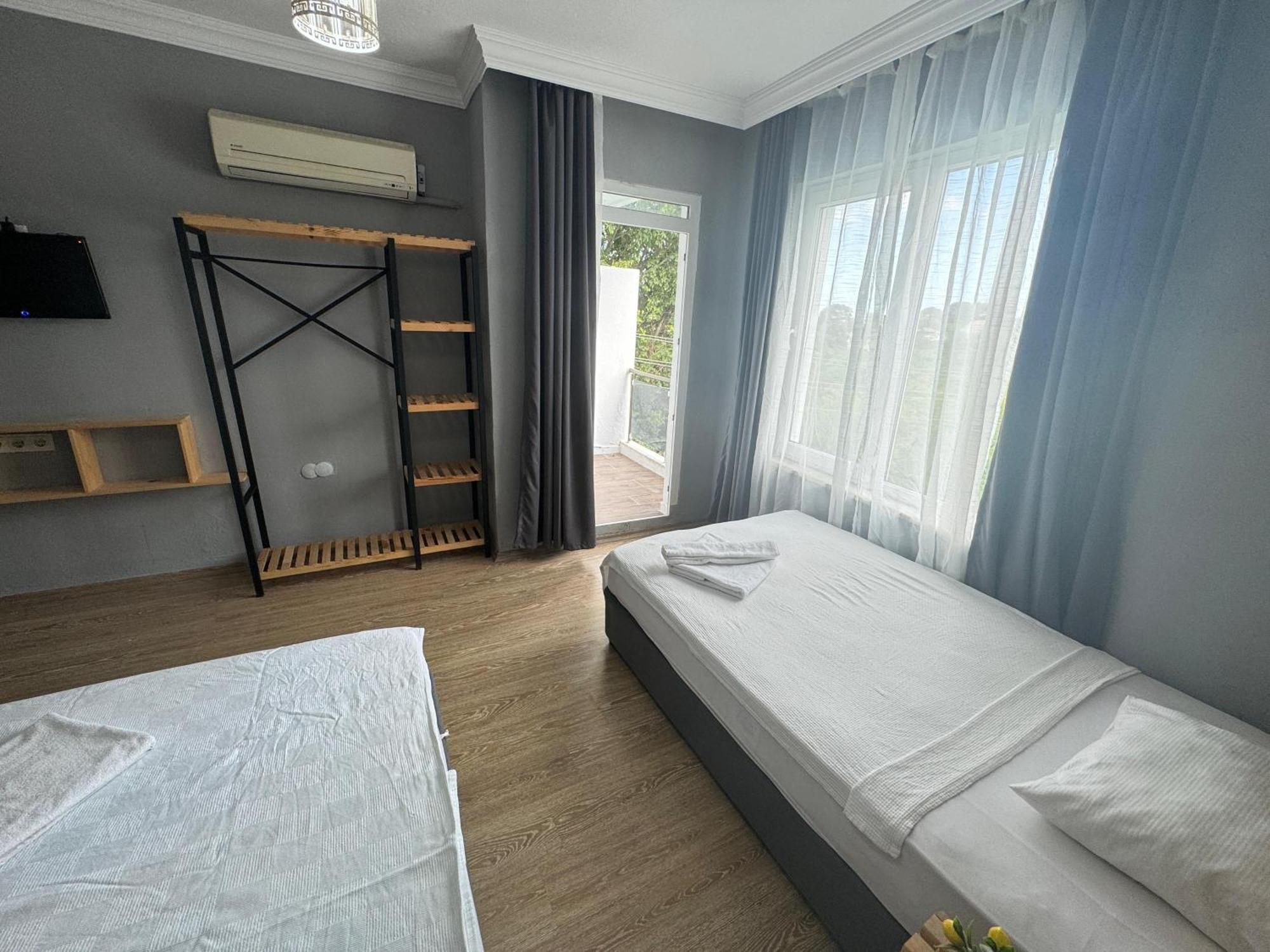 Gueler Butik Hotel Antália Quarto foto